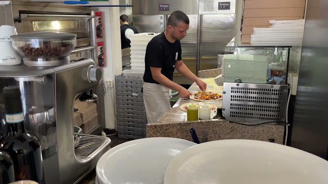 Restaurant Chicco Open Times