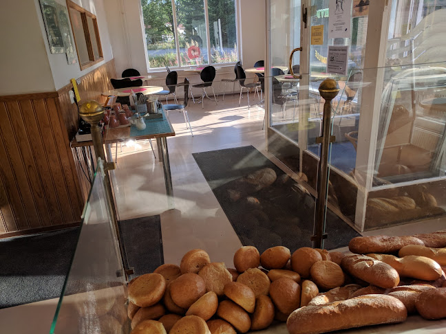 Opinii despre Maskun Leipomo-Konditoria Ky în Masku - Ravintola-ala