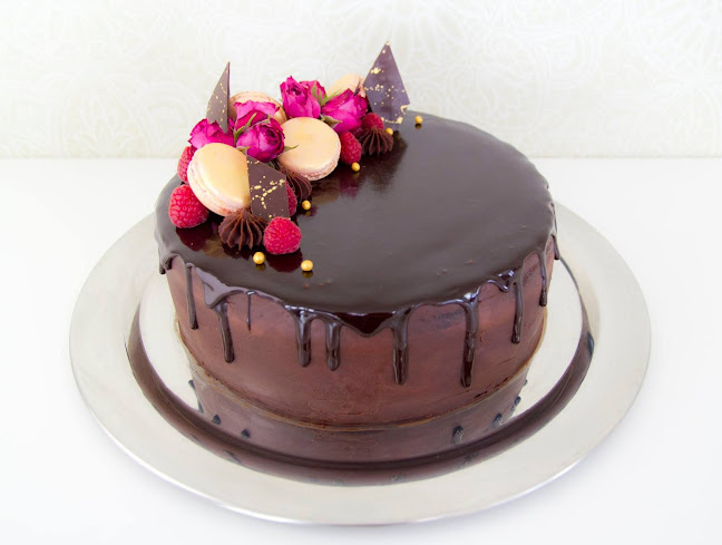 Kakkuvelhotar - Ravintola-ala