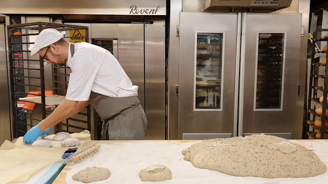 Opinii despre Leipomo Juuri Riihimäki în Riihimäki - Ravintola-ala