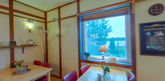 Comentarii opinii despre Sininen Hetki. Majoitus- ja ravitsemusliike, sauna ja kokoustilat meren äärellä.