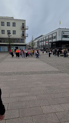 Opinii despre Raatihuoneentori în Kajaani - Ravintola-ala