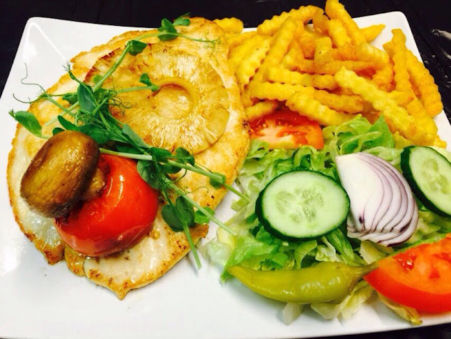 Ravintola Ararat Pizzeria - Ravintola-ala