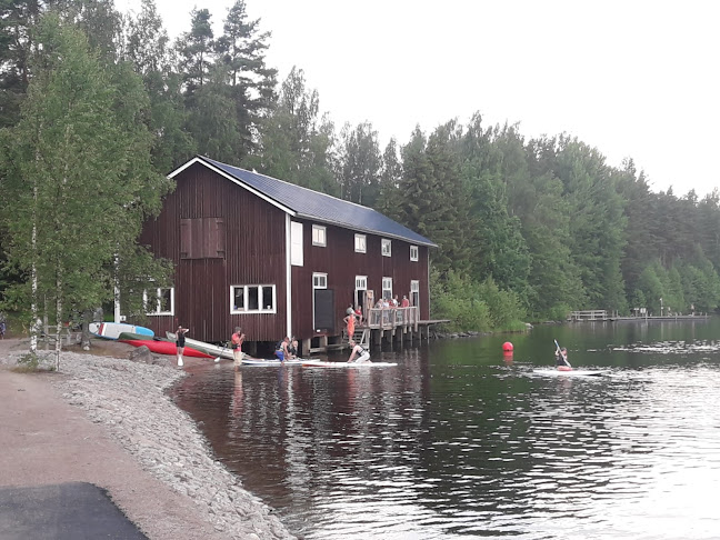 Opinii despre Iitin rantamakasiini în Iitti - Ravintola-ala