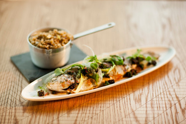 Ravintola Faro Channelside Bar & Restaurant - Ravintola-ala