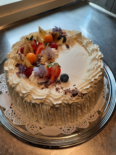 Opinii despre Juhla- ja pitopalvelu Ritarinkangas Oy în Jämsä - Ravintola-ala