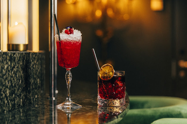 Opinii despre American Bar în Helsinki - Ravintola-ala