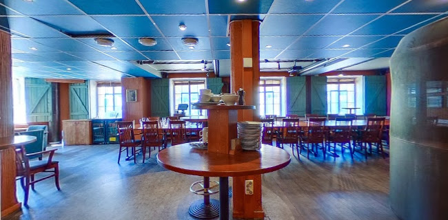 https://www.raflaamo.fi/fi/ravintola/helsinki/vltava