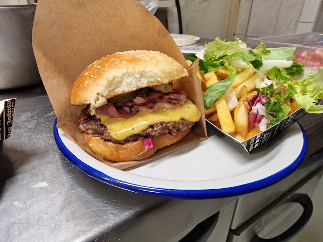 Keskustie 57, 09120 Karjalohja