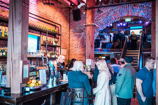 Wallis` Skatta Karaoke Bar - Ravintola-ala