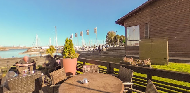 Comments and reviews of Ravintola Blue Peter