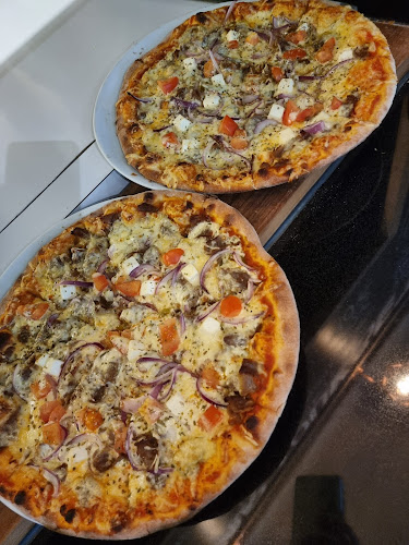 Opinii despre Caffe Violet Lauritsala în Lappeenranta - Ravintola-ala