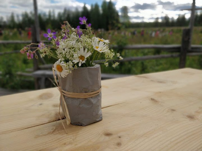 Comentarii opinii despre Hiljaisen Kansan Niittykahvila