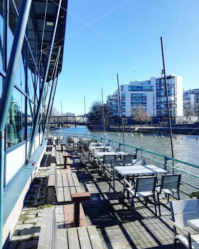 Ravintola Faro Channelside Bar & Restaurant - Ravintola-ala