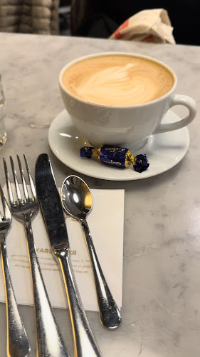 Fazer Café Kaisaniemi - Ravintola-ala