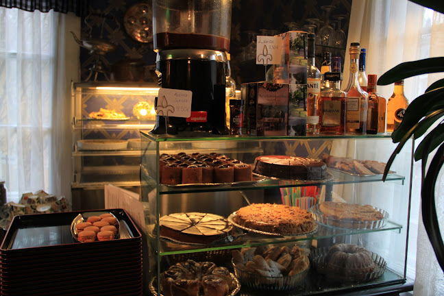 Tee- ja Kahvihuone Helmi - Ravintola-ala