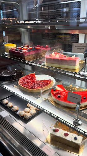 Opinii despre Kakkugalleria Fredrikinkatu în Helsinki - Ravintola-ala