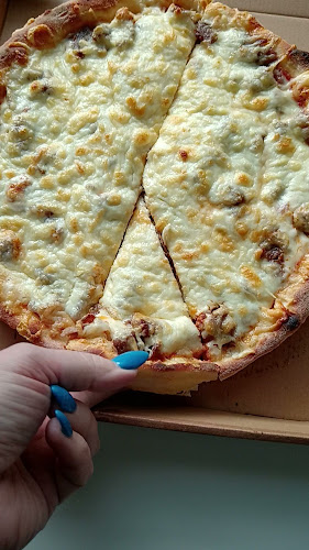 Opinii despre Pizza Service Koivukylä în Vantaa - Ravintola-ala