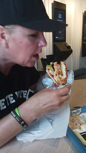 Opinii despre Hesburger Antintalo în Turku - Ravintola-ala