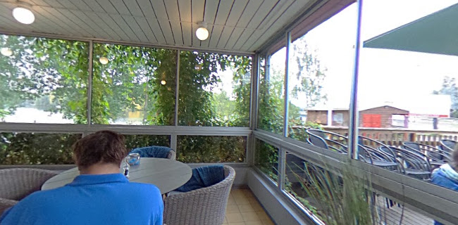 Kahvila-ravintola Hiidenpirtti