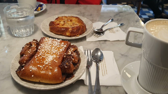 Opinii despre Fazer Café Bulevardi în Helsinki - Ravintola-ala