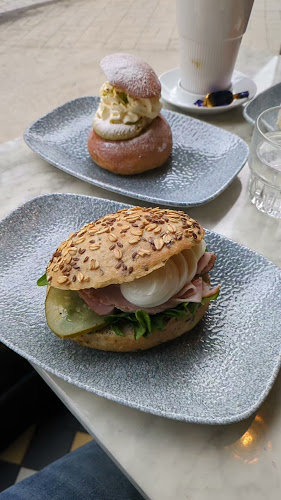 Opinii despre Fazer Café Kaisaniemi în Helsinki - Ravintola-ala