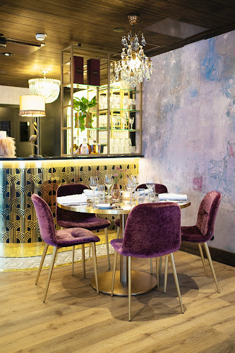 Ravintola Pöllöwaari - Ravintola-ala