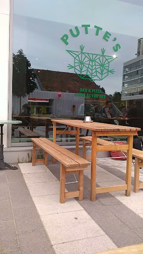 Putte's Bar & Pizza Tapiola