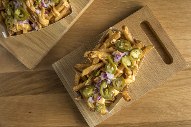 Comentarii opinii despre Friends & Brgrs