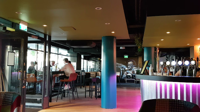 Opinii despre Bumma Pizza & Bar în Järvenpää - Ravintola-ala