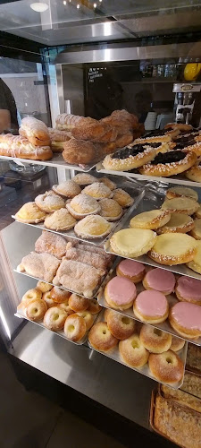 Opinii despre Pikku-Paussi Kahvila-Konditoria în Seinäjoki - Ravintola-ala