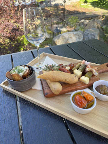 Comentarii opinii despre Kirkonmäen Herkku-pirtti