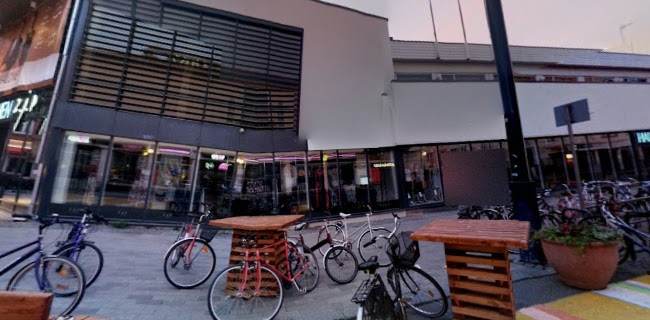 Opinii despre Revolution în Jyväskylä - Ravintola-ala