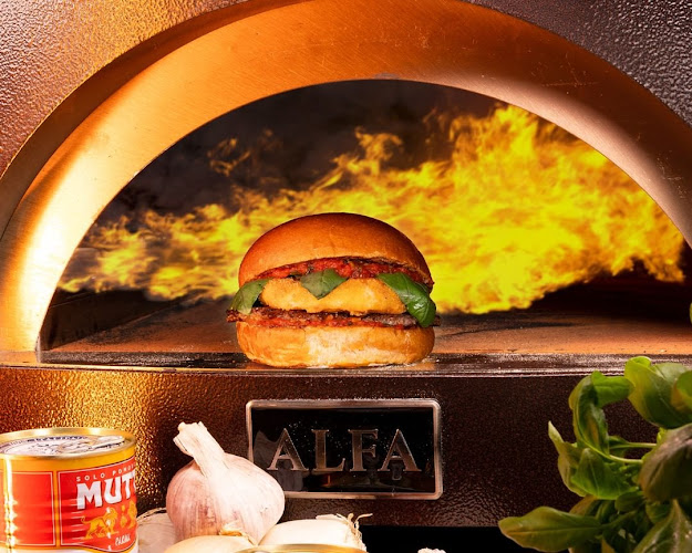 Comentarii opinii despre Naughty BRGR & DIF Döner Jyväskylä