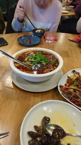 Opinii despre Mei Lin Sichuan & Vegetarian Restaurant în Helsinki - Ravintola-ala
