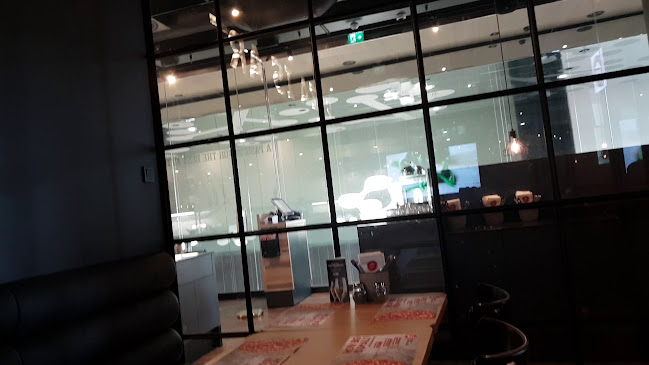 Opinii despre Pizza Hut Tapiola în Espoo - Ravintola-ala
