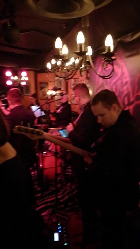 Oluthuone Joutsen - Ravintola-ala