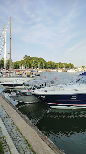 Helsingin jäätelötehdas, Kaivopuiston jäätelökioski