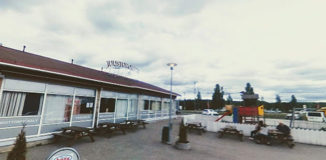 Opinii despre Juustoportti Mäntsälä în Mäntsälä - Ravintola-ala