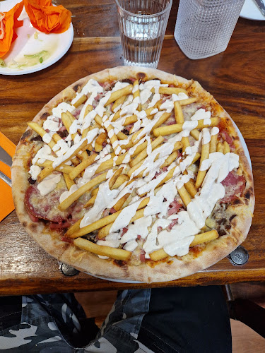 RavintolaBellaPizzeria Open Times