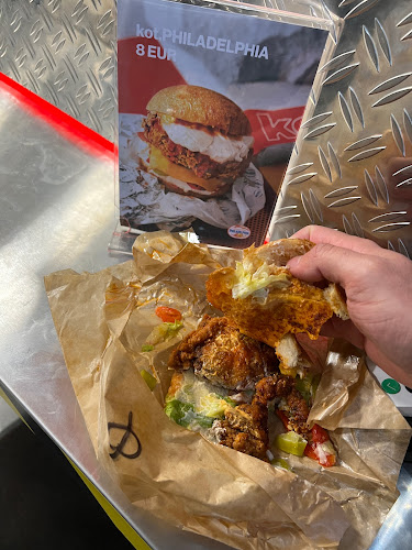 Opinii despre KotKot Helsinki Kallio în Helsinki - Ravintola-ala