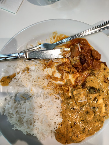 Momo & More Nepalese - Ravintola-ala