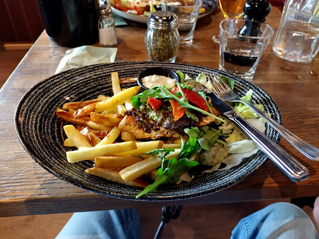 Comments and reviews of Rosso, Oulu