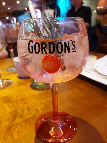 Ravintola Caverna - Helsinki