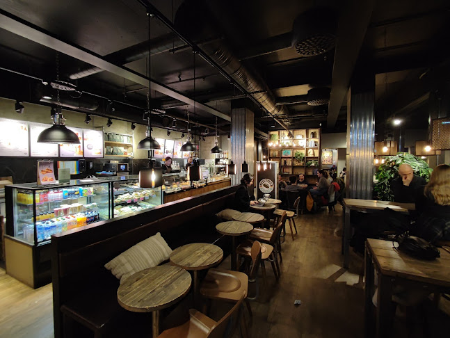 Opinii despre Espresso House Kauppakatu JKL în Jyväskylä - Ravintola-ala