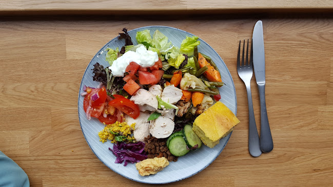 Opinii despre Hemma hair salon and lifestyle cafe în Hämeenlinna - Ravintola-ala