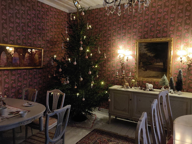 Comentarii opinii despre Antiikkikahvila ja teehuone Siiri