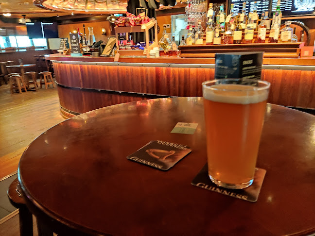 Comentarii opinii despre The Oak Barrel Irish Pub