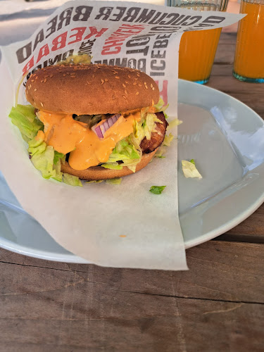 Kulma pizza kebab girilli - Ravintola-ala