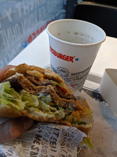 Isoympyräkatu 15 2krs, 49400 Hamina